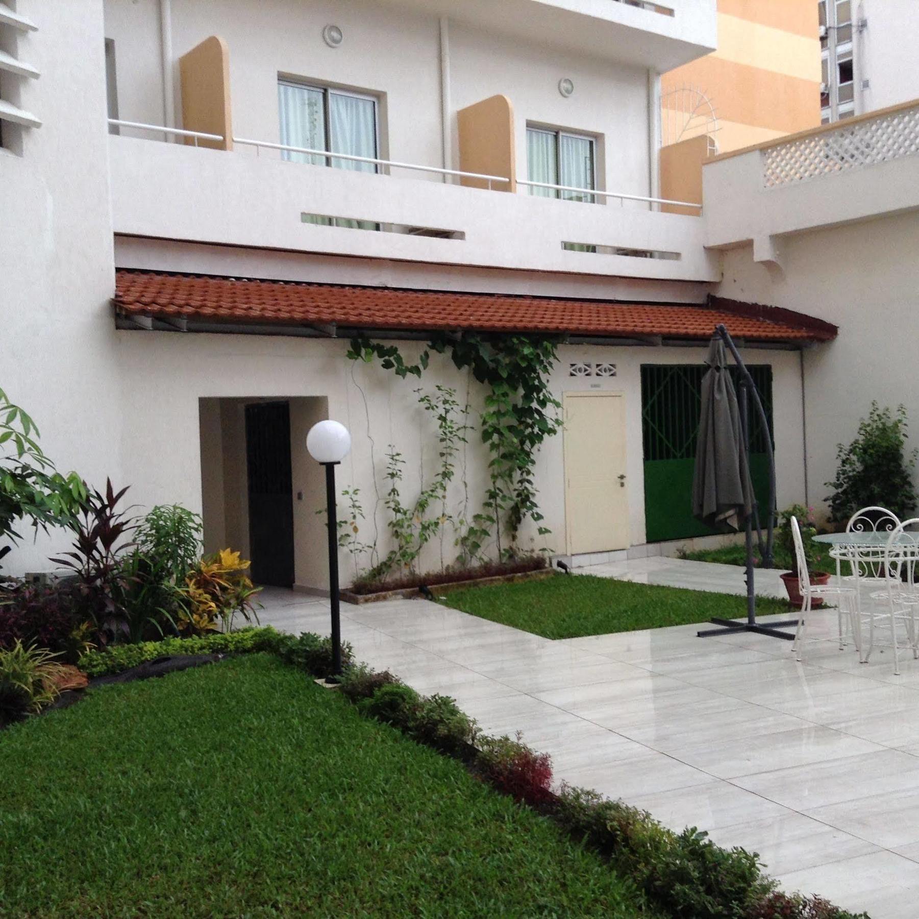 Le Grand Hotel D'Abidjan Exterior photo